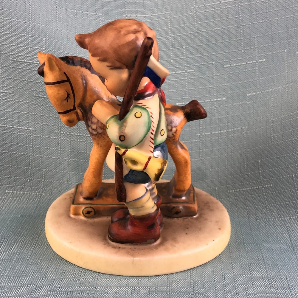 VTG Hummel Goebel "Prayer Before Battle" Figurine 3.5" TMK 6 #20 Signed with Box